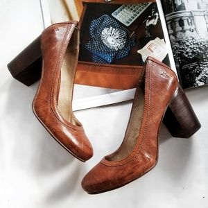 FRYE Carson Pump 9M Brown Leather Block Heels 9